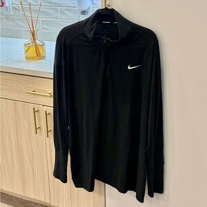 Nike Women Dri-FIT Black Performance Shirt Plus Size